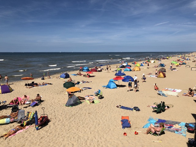 Zandstrand Julianadorp aan Zee