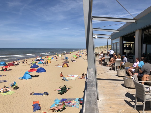 Meerdere Strandpaviljoens